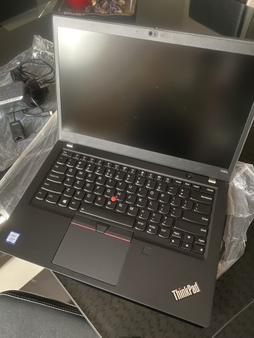 Venda Lenovo Think pad T490s