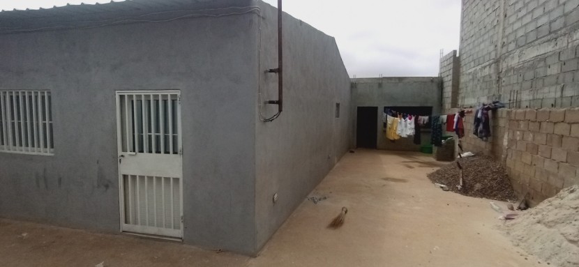 Venda Casa Vivenda V4 no Zango 3 primeira paragem