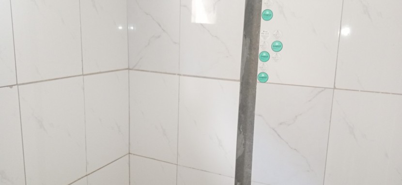 Venda Casa Vivenda V4 no Zango 3 primeira paragem