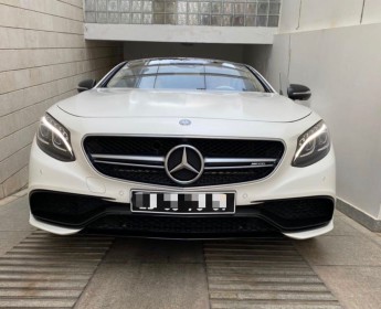 A venda Mercedes S 63 AMG