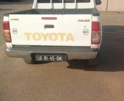 A venda Toyota Hilux ocasião prnt