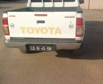 A venda Toyota Hilux ocasião prnt