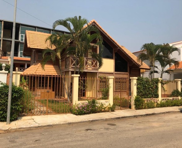 Venda T4, em talatona condomínio Vilas recife prnt