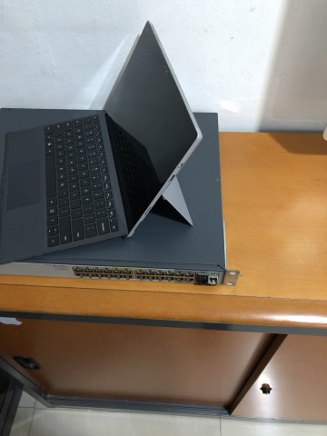 Venda Microsoft Surface Pro 4 Core i7 8GB RAM 256GB SSD limpo