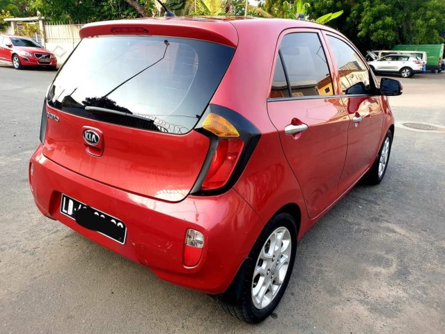 Venda Kia Picanto G bem cuidado osvld