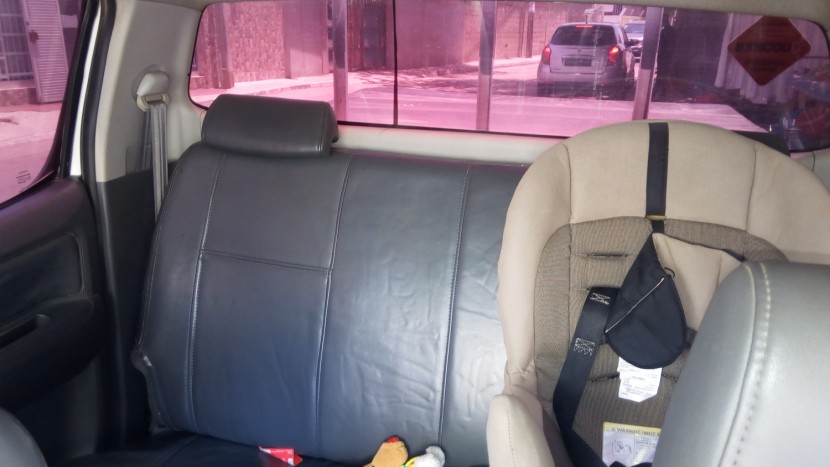 Venda Toyota Hilux 2015 com 75.000 km série G