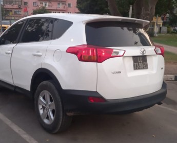 A venda Toyota Rav4 mren