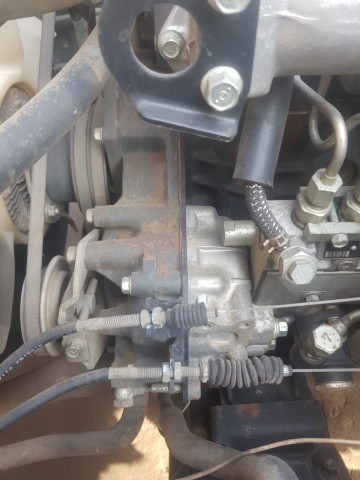 Venda Carrinha Canter semi nova prnt