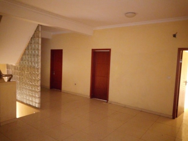 Venda VENDE-SE VIVENDA TRIPLEX 21 SUÍTES - VIA EXPRESSA