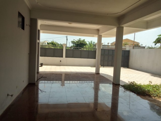 Venda VENDE-SE VIVENDA TRIPLEX 21 SUÍTES - VIA EXPRESSA