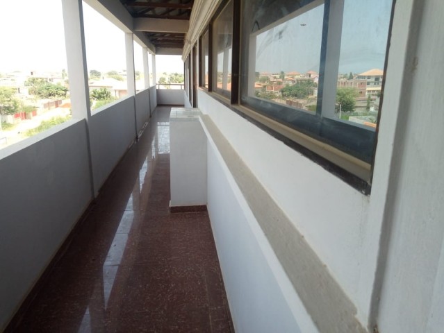 Venda VENDE-SE VIVENDA TRIPLEX 21 SUÍTES - VIA EXPRESSA