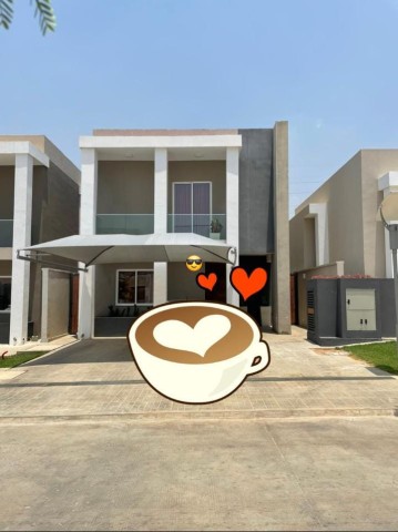 Venda Vivenda V3 Duplex com anexo na Urbanização Boa Vida*