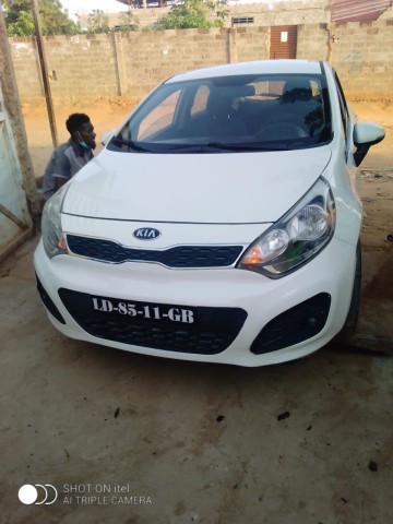 Venda KIA RIO branco prnt