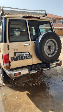 Venda Toyota Land Cruiser HZ 5 portas, prnt