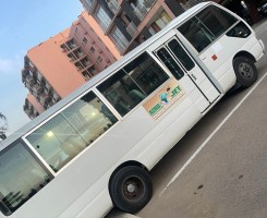 A venda Toyota Coaster prnt