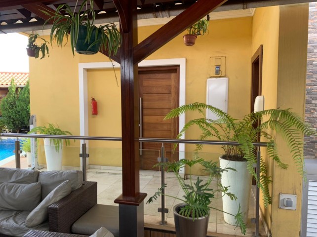 Venda ARRENDA-SE VIVENDA V3 MOBILADA C/PISCINA - VILA LICE