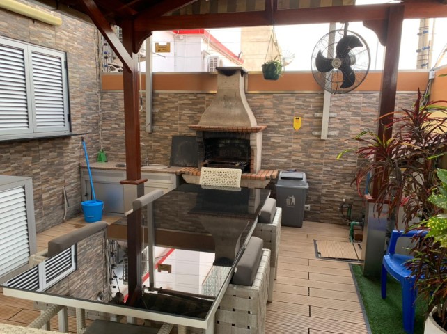 Venda ARRENDA-SE VIVENDA V3 MOBILADA C/PISCINA - VILA LICE