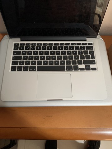 Venda MacBook Pro 13 Retina Core i5 8GB RAM 256GB SSD limpo