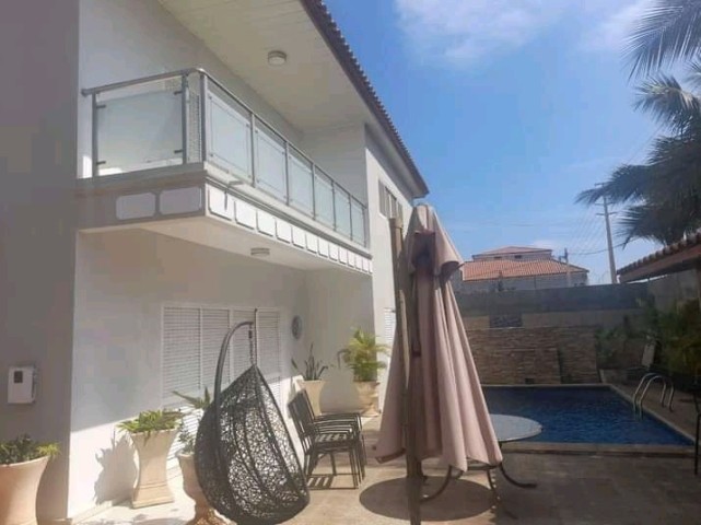 Venda Vivenda t6 camama Estrada principal bem localizada