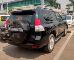 A venda Land Cruiser Prado VxL prnt Lglhrm