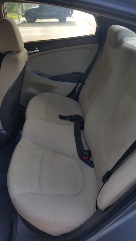 Venda Hyundai Accent cinza limpo prnt