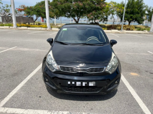 Venda KIA RIO Black sndy prnt