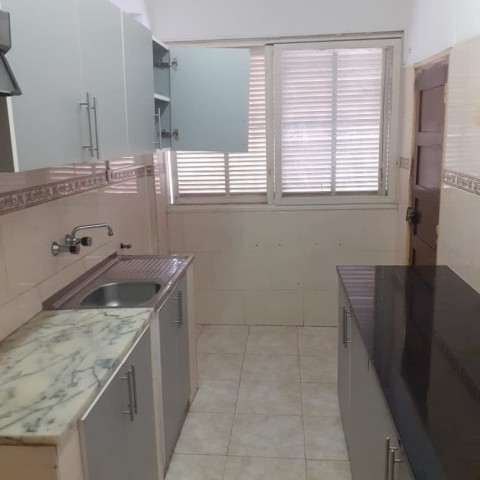 Venda APTO T3 limpo, cidade. Felimvis prnt