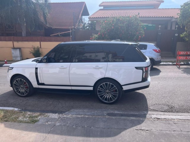 RANGE ROVER Vogue with Lcr