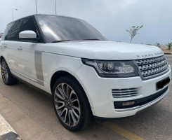 A venda RANGE ROVER autob semi novo Lcr