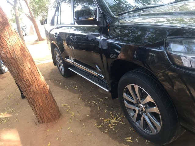 Venda LAND CRUISER VX, FULL. ACTU. 2021