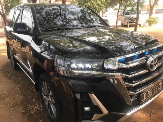 Venda LAND CRUISER VX, FULL. ACTU. 2021