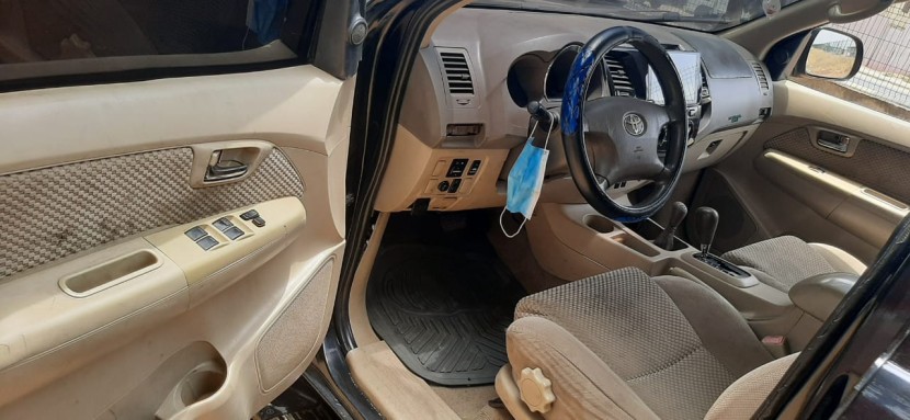Venda TOYOTA FORTUNER C Ângstny