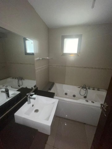 Venda Apartamento T3 no condomínio Clássicos do Sul (Benfica)*