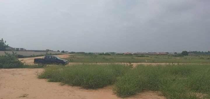 Venda 25 Hectares de terra na via Expressa (Avª Fidel de Castro)*