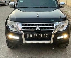 A venda Mitsubishi Pajero G limpo Grmny