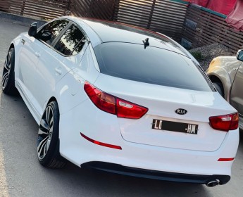 A venda KIA K5 H with svld
