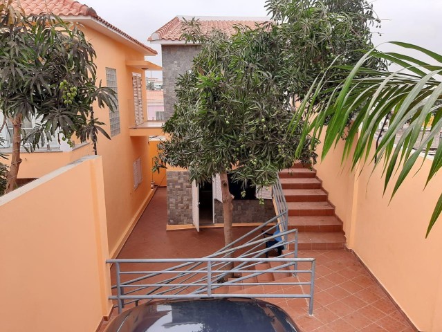 Venda Moradia V4, Talatona mplcrp
