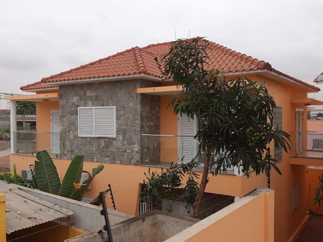 Venda Moradia V4, Talatona mplcrp