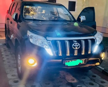 A venda Toyota Prado TXL EdrdN