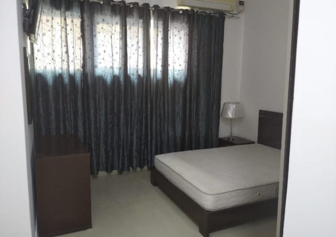 Venda Vivenda V3 de dois andares com Piscina no Bairro Azul (Luanda)*