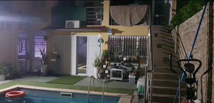 Venda Vivenda V5 com anexo + piscina no Projecto Nova Vida*