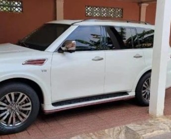 A venda NISSAN PATROL Nismo Platinum Grmn