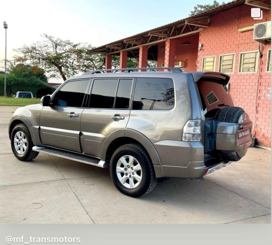 Venda MITSUBISHI PAJERO F Limpo Emnl