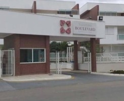 A venda À VENDA: Moradia V3+1 Triplex Com Elevador Interno, Sito No Condomínio...