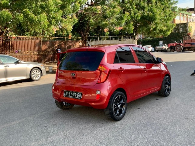 Venda Kia Picanto limpo Grmn