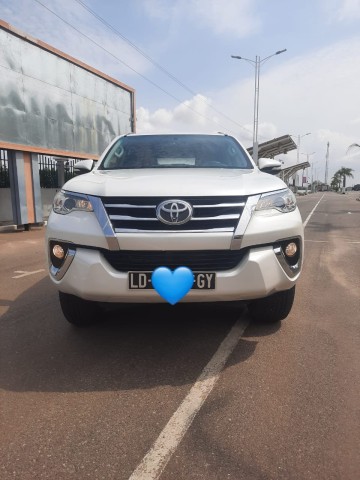 Venda Toyota Fortuner G semi novo White prnt