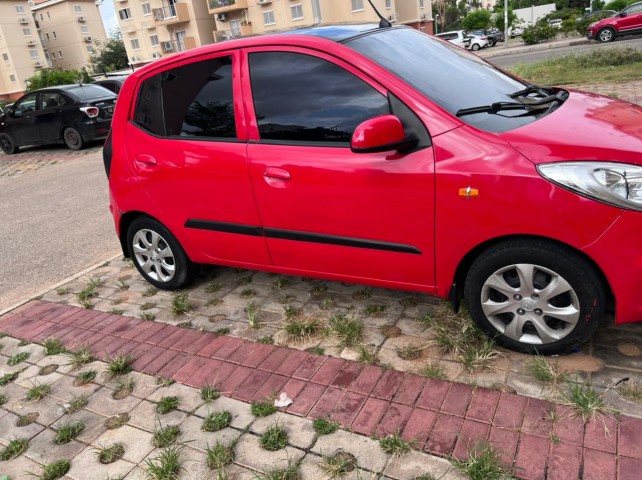 Venda Hyundai i10 1.1 limpo Lcr