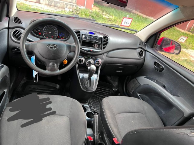 Venda Hyundai i10 1.1 limpo Lcr