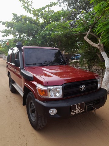 Venda Toyota Land Cruiser máquina yld prnt