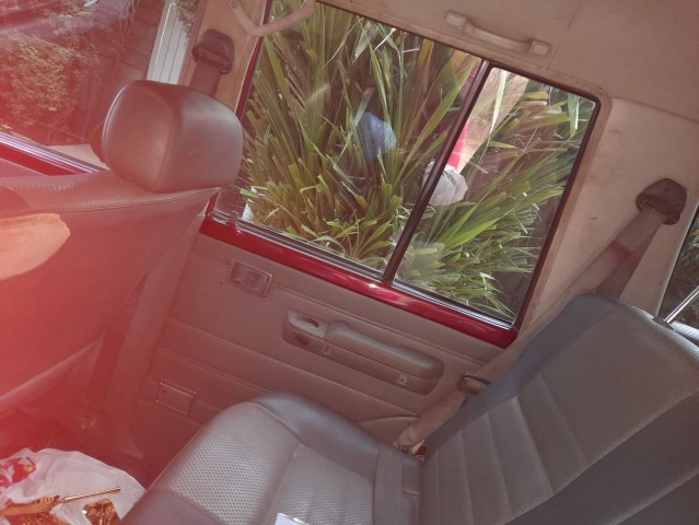 Venda Toyota Land Cruiser máquina yld prnt